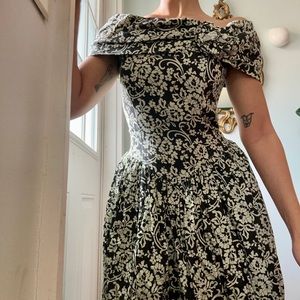 Cottage core 🦋 Off the shoulder dress